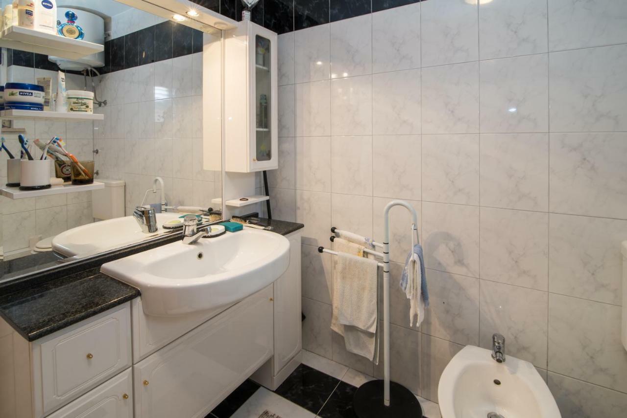Ksenija Appartement Kornić Buitenkant foto