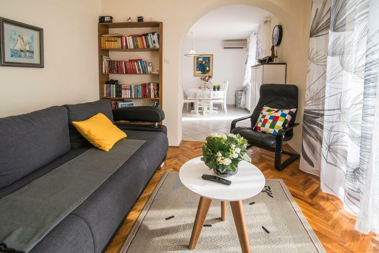 Ksenija Appartement Kornić Buitenkant foto
